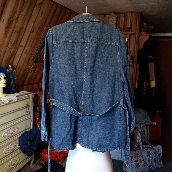 Cool Jean Jacket - Picture 2 of 4